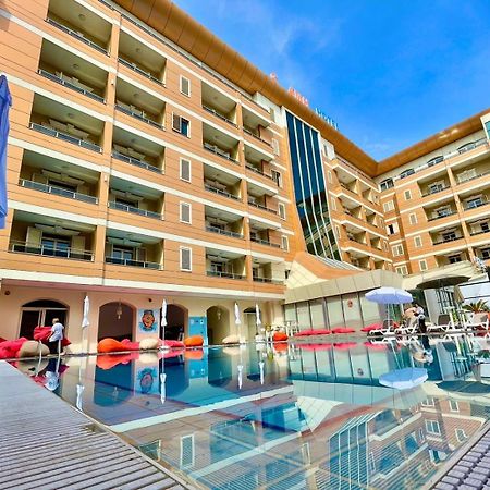 Amh Hotel Durres Bagian luar foto