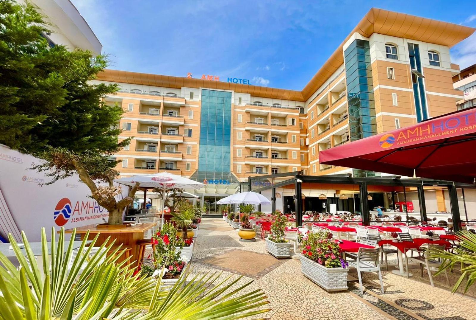 Amh Hotel Durres Bagian luar foto